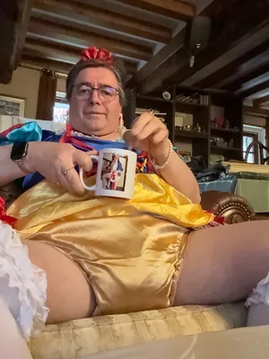 Sissy Ingrid la petite pute 