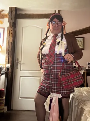 Sissy Ingrid la petite pute 