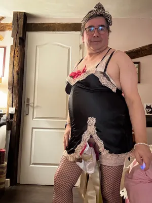 Sissy Ingrid la pute de Tata Suzette