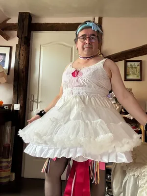 Sissy Ingrid la pute de Tata Suzette