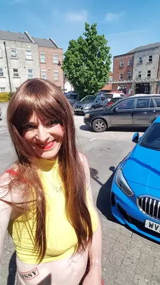 Outdoors sissy