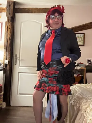 Sissy Ingrid la pute de Tata Suzette