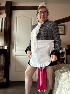 Sissy Ingrid la pute de Tata Suzette