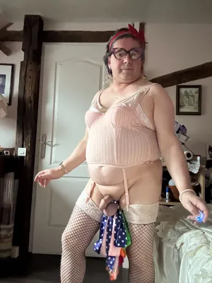 Sissy Ingrid la petite pute