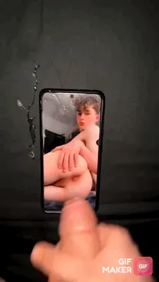 Cum tribute
