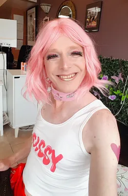 Sissy makeover for julieslegs3