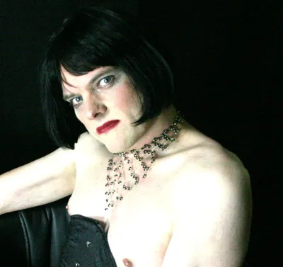 This whore will blow you until the very end