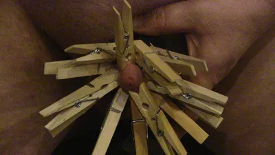 I swear there's a dicklet in there