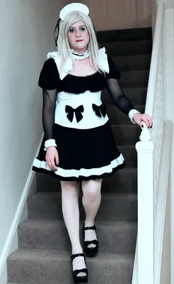 Sissy Maid Michele