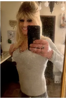 I’m a dirty little cocksucker in Kansas I swallow