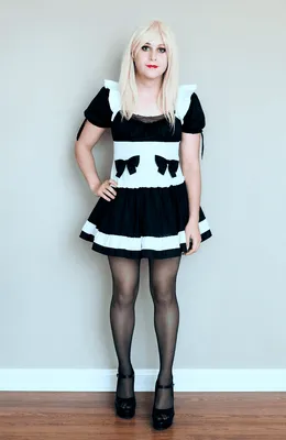 Sissy Maid Michele