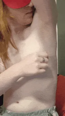 Kitty Licking her armpits