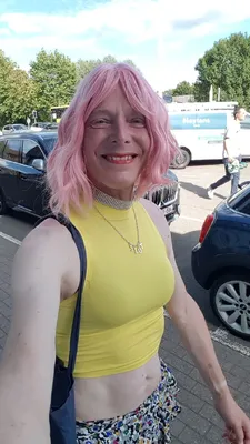 Public walk for sissy julieslegs3