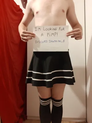 I'm looking for a pimp my discord is shameme_8