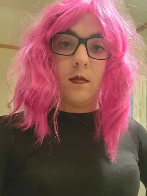 Quick risk Sissy Nicole 🇨🇦