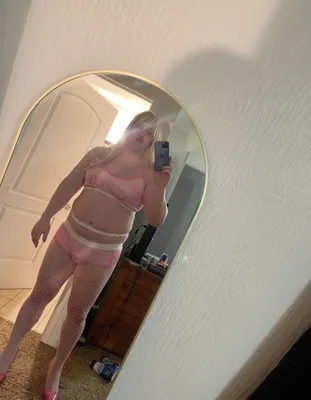 Sissy selfie
