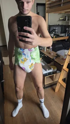 Say hi to internet boy !