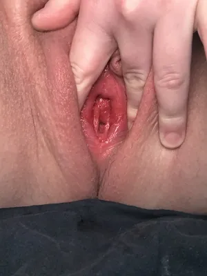 Stretching my virgin cunt