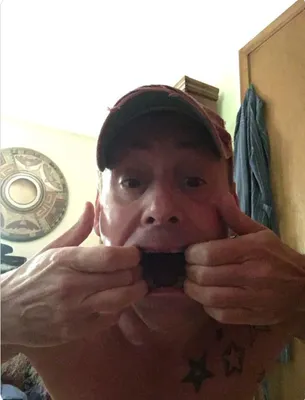 Brian Tremblay needs face fucking!