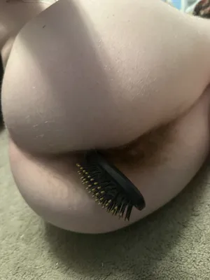 ftm fag fucking its ass with hairbrush